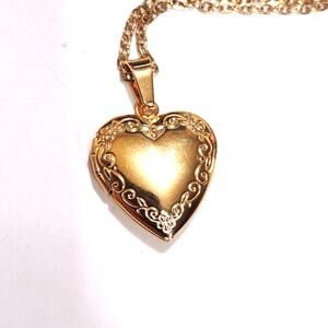 Heart Locket Necklace Gold Christmas Birthday Valentines Anniversary Gift NEW!